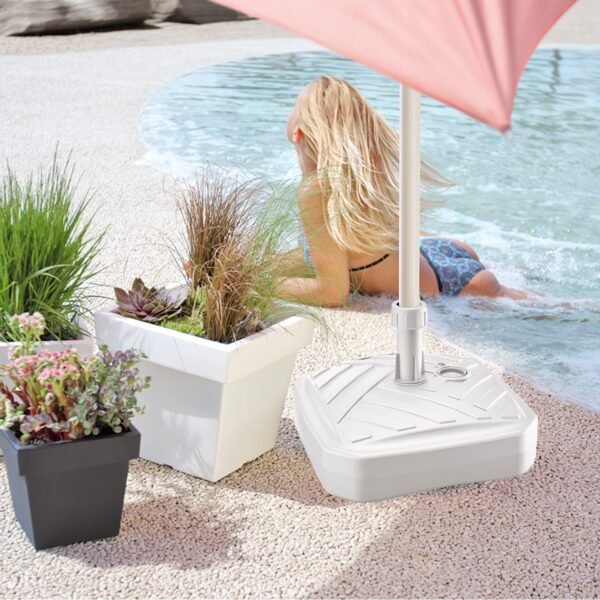 Base de sombrilla de polietileno cuadrada con diseño a rayas 39 x 39 x 13 cm en color blanco - Imagen 4